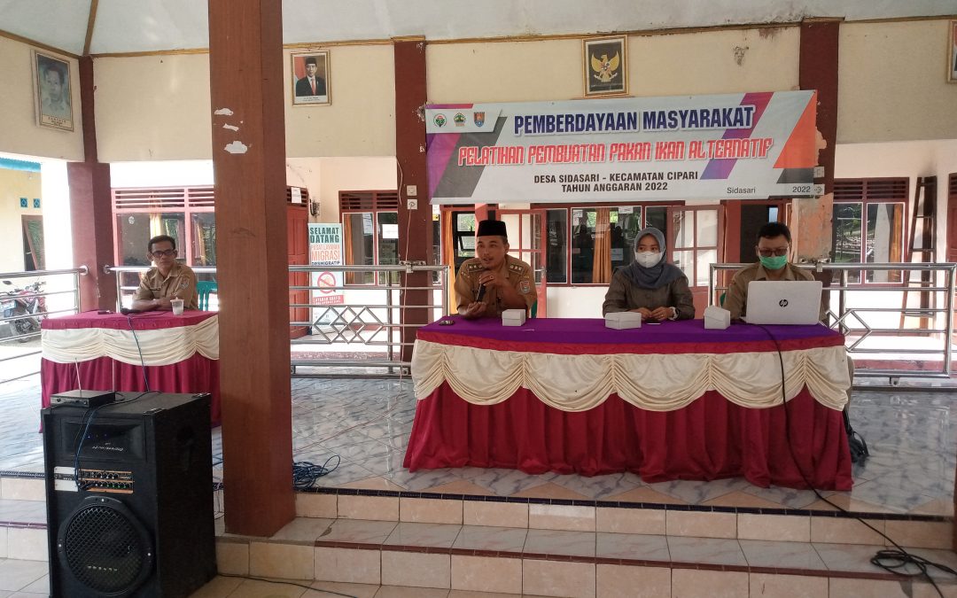 Pelatihan Pembuatan Pakan Ikan Alternatif