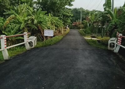 “Pengaspalan Jalan Pentasan Dimulai, Pemerintah Desa Sidasari Optimalkan Dana Desa 2025”