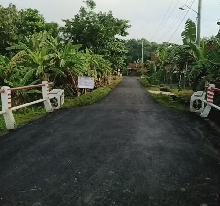 “Pengaspalan Jalan Pentasan Dimulai, Pemerintah Desa Sidasari Optimalkan Dana Desa 2025”