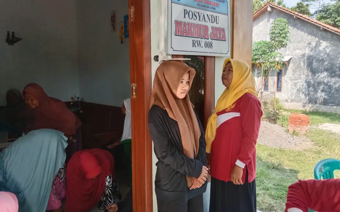 Semangat Warga RW 08 dalam Kegiatan Rutin Posyandu Makmur Jaya Desa Sidasari